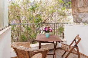 Stylish Apartments w Balcony in the Very Center and Shelter by Sea N' Rent